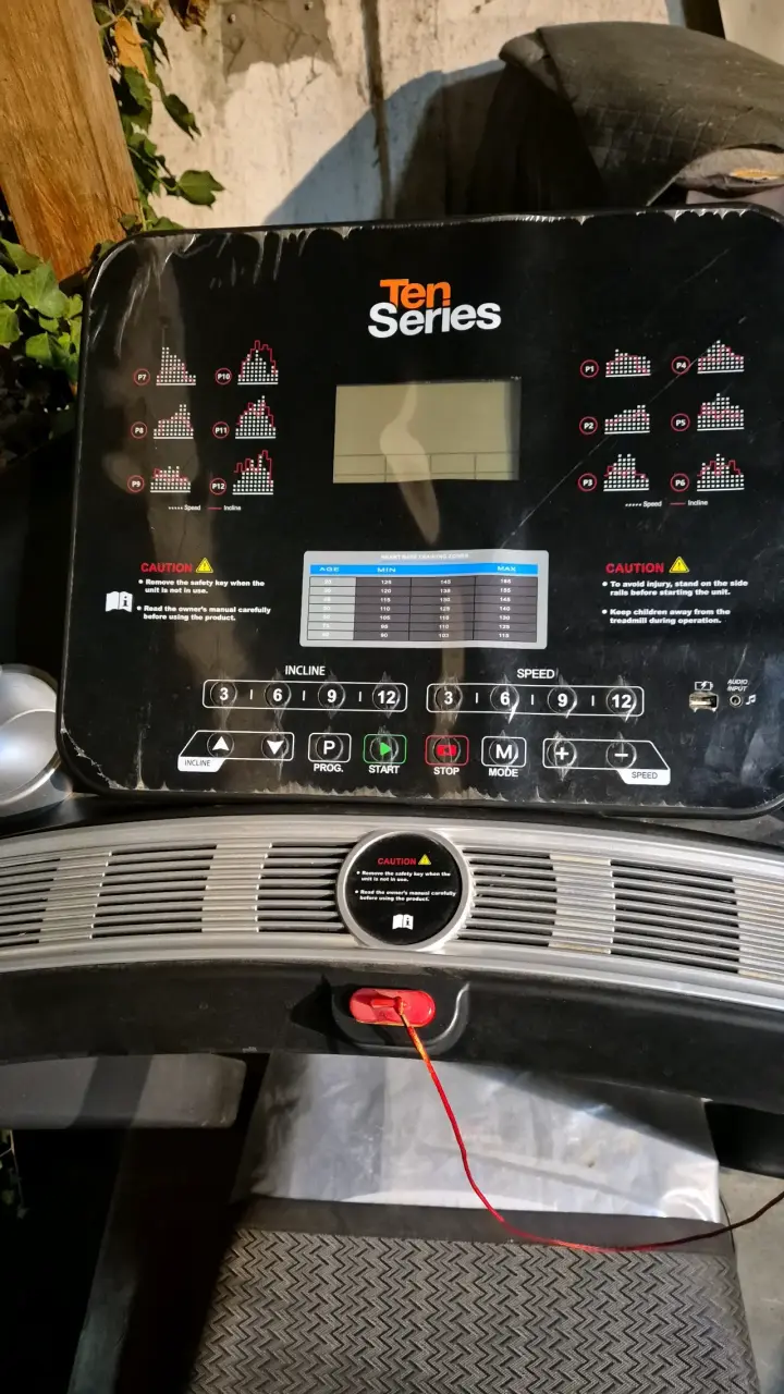 Caminadora eléctrica Ten Series con inclinación ajustable - 2