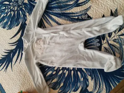 se vende por separado y lote tengo más ropita - miniatura 4