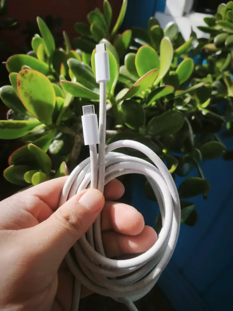 Cable USB-C alta calidad para macbook pro original - 1