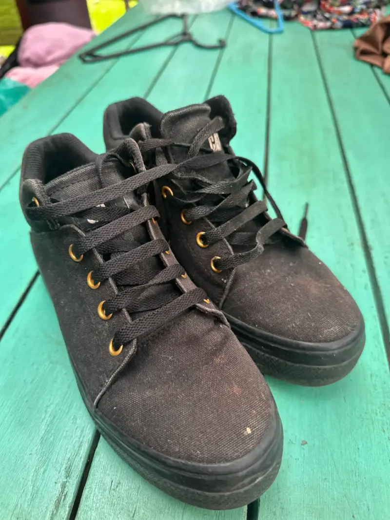 Zapatillas negras CAT de lona - mujer - 1