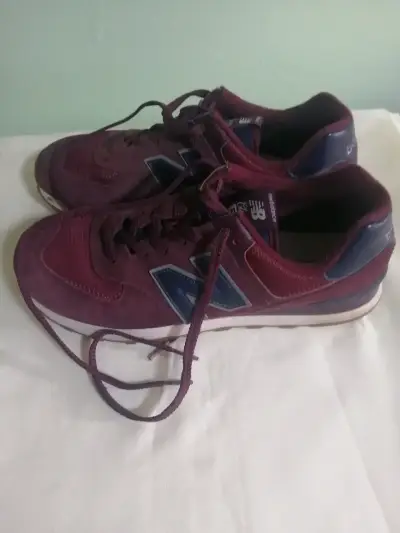 Zapatillas New Balance 574 Burdeos Hombre - miniatura 2