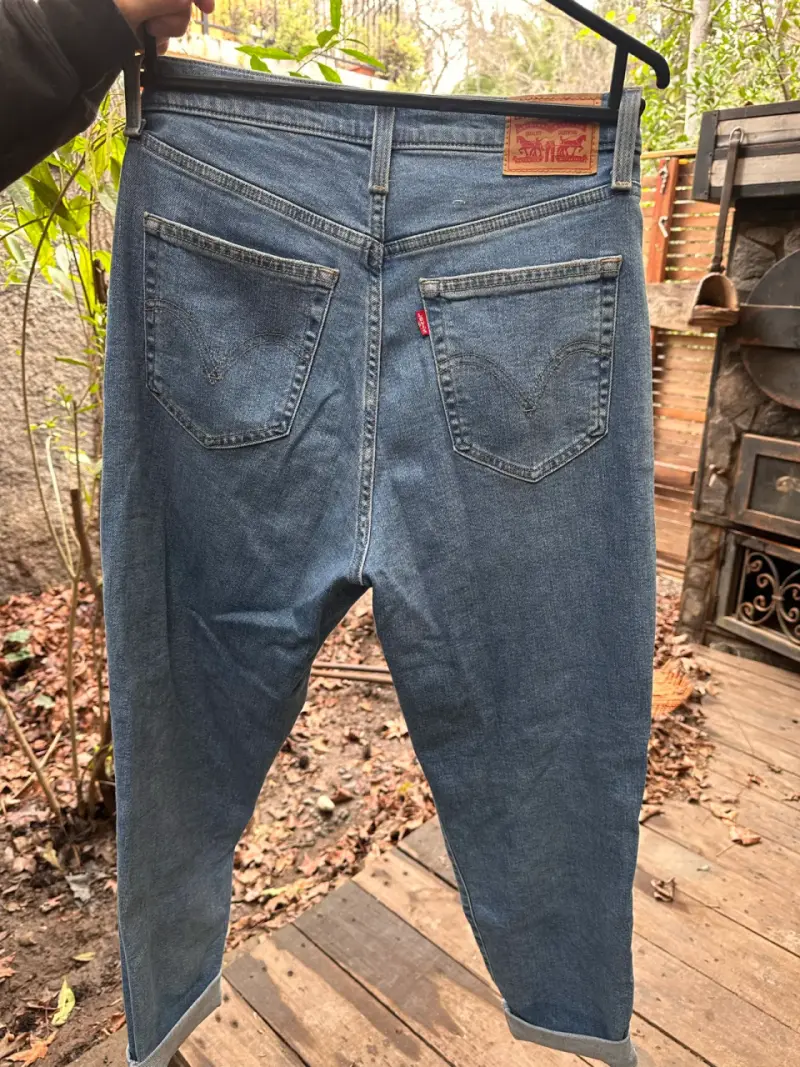 Jeans de mujer desgastados Levi's - 2