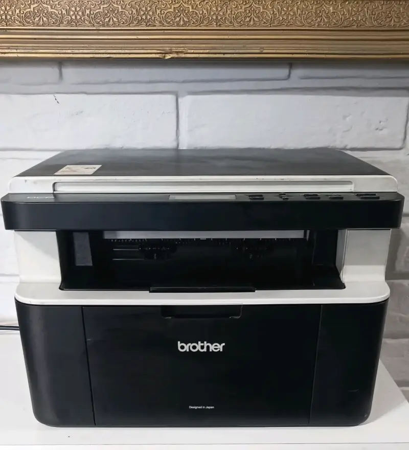 Impresora multifuncional Brother DCP-1602 en buen estado - 2