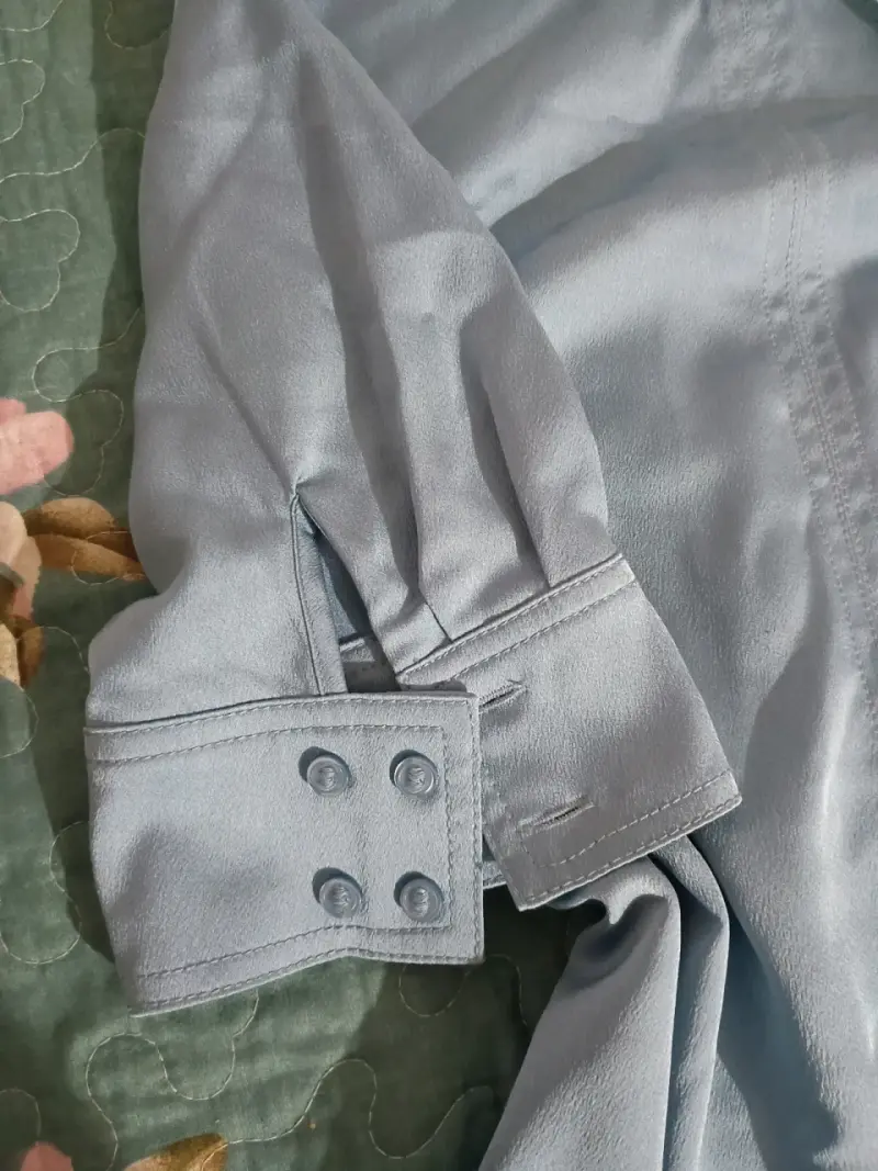 Blusa azul claro de manga corta H&M - 2