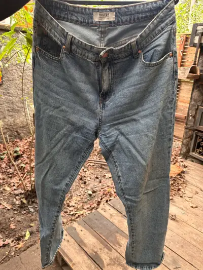 Jeans azul clásico Foster para hombre - miniatura 1