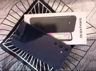 Smartphone Samsung Galaxy A35 5G en buen estado - miniatura 1