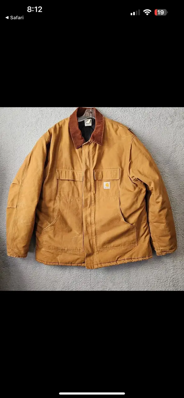 Chaqueta Carhartt marrón con cuello de pana