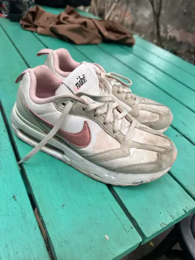 Zapatillas Nike Air Max para mujer en buen estado - miniatura 1