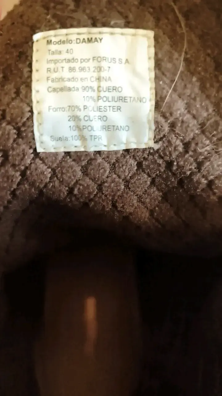 Botines de cuero con tacón y detalle de serpiente - 3