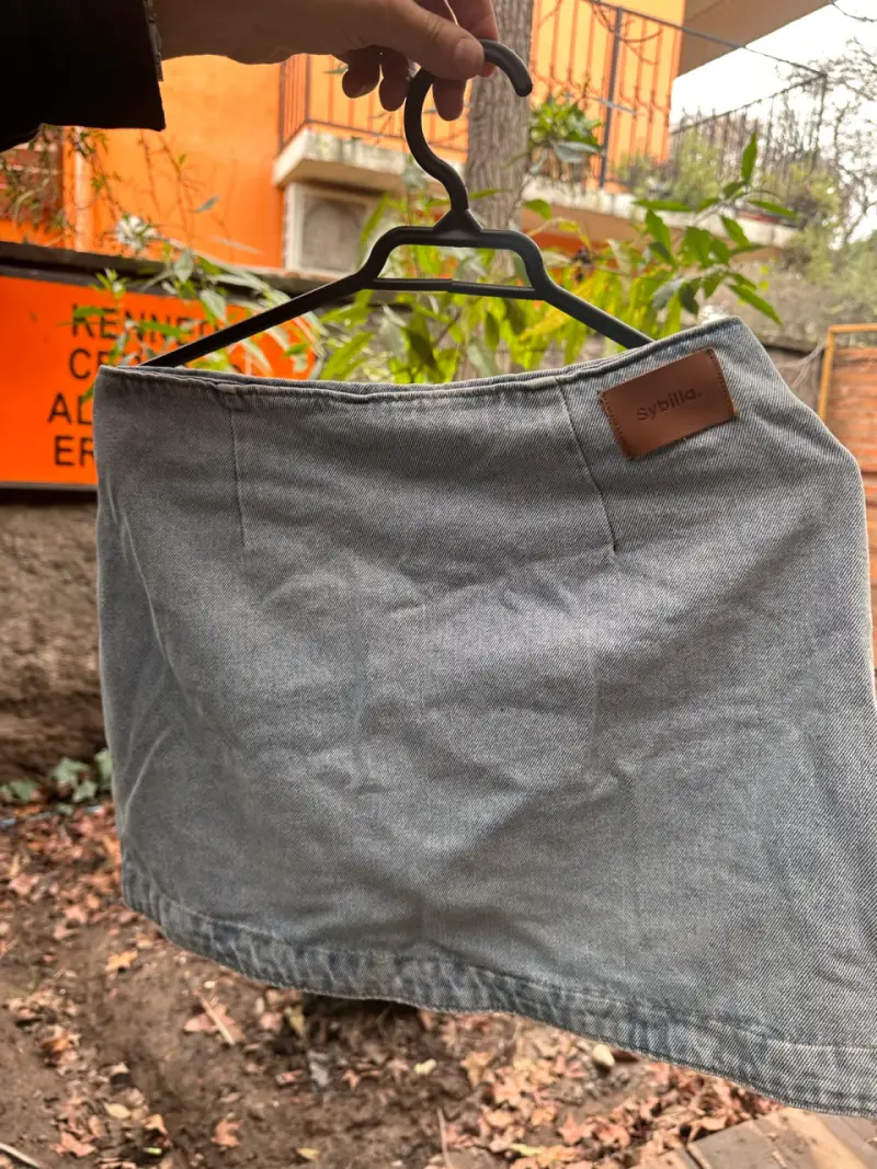 Falda corta de mezclilla Sybilla gris - 2