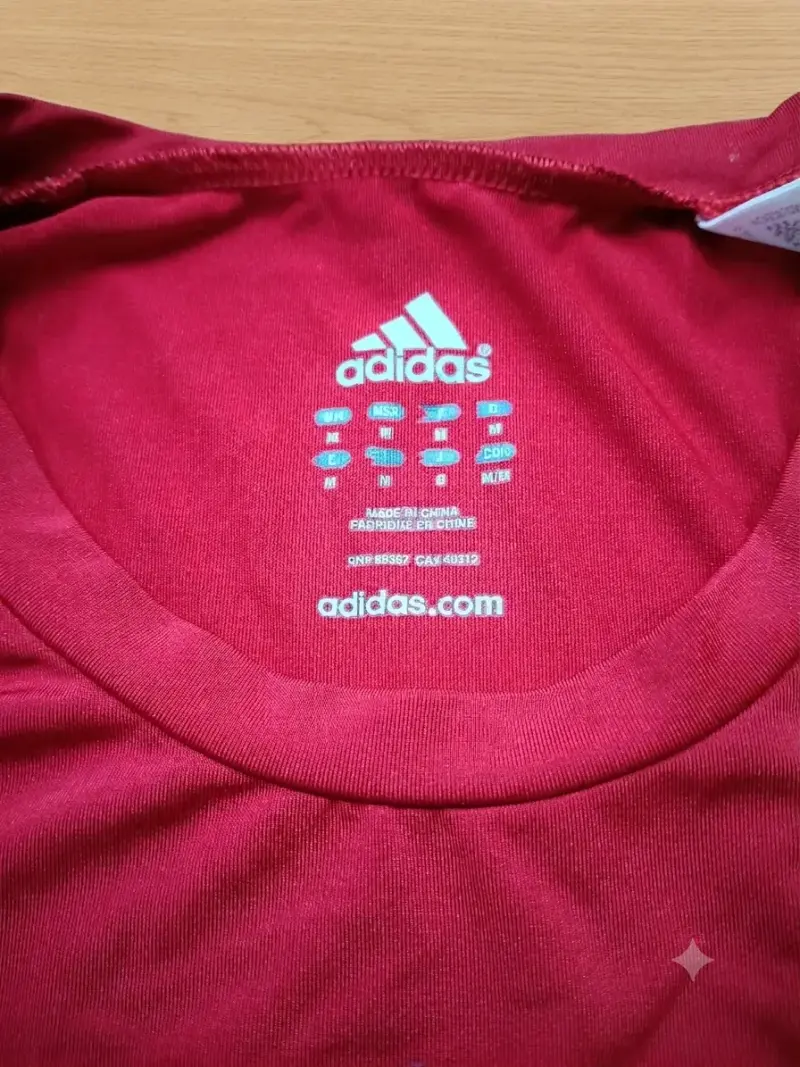 Polera deportiva roja Adidas para hombre - 2