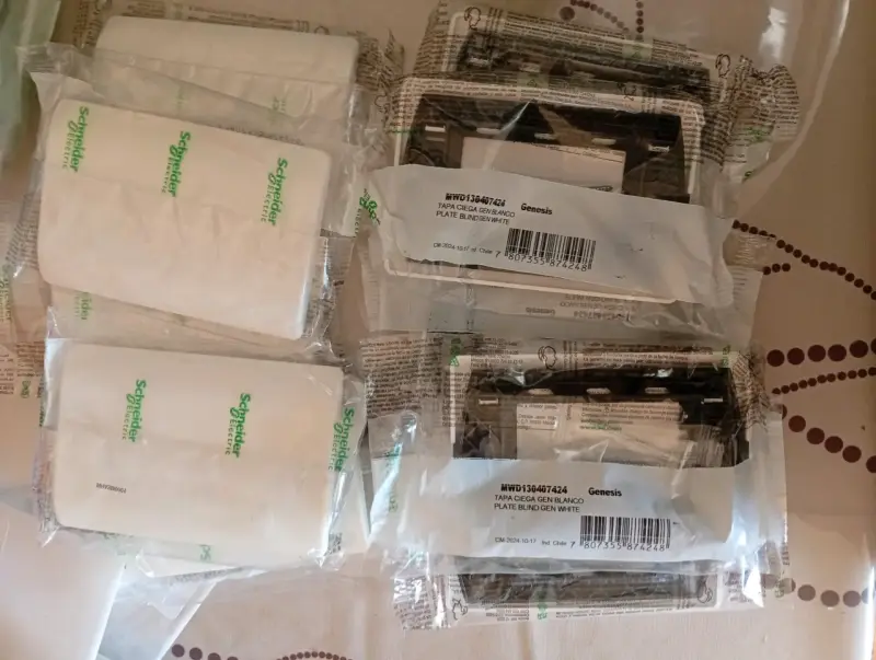 Placas y portalámparas Schneider Electric nuevos - 3