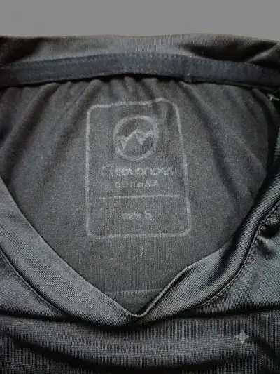Polera manga larga negra deportiva Grana - miniatura 2