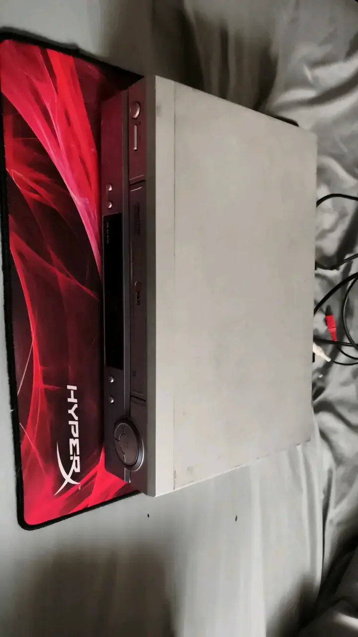 Reproductor de DVD LG con Dolby Digital - 1