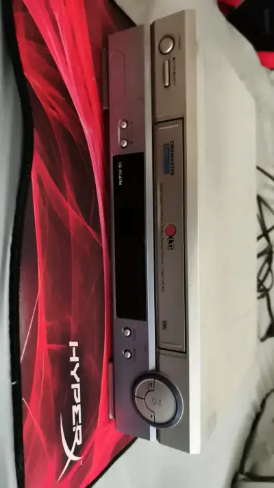 Reproductor de DVD LG con Dolby Digital - miniatura 2