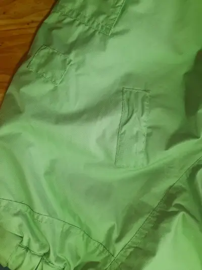 Pantalones de nieve verdes para niños talla 10 - miniatura 3