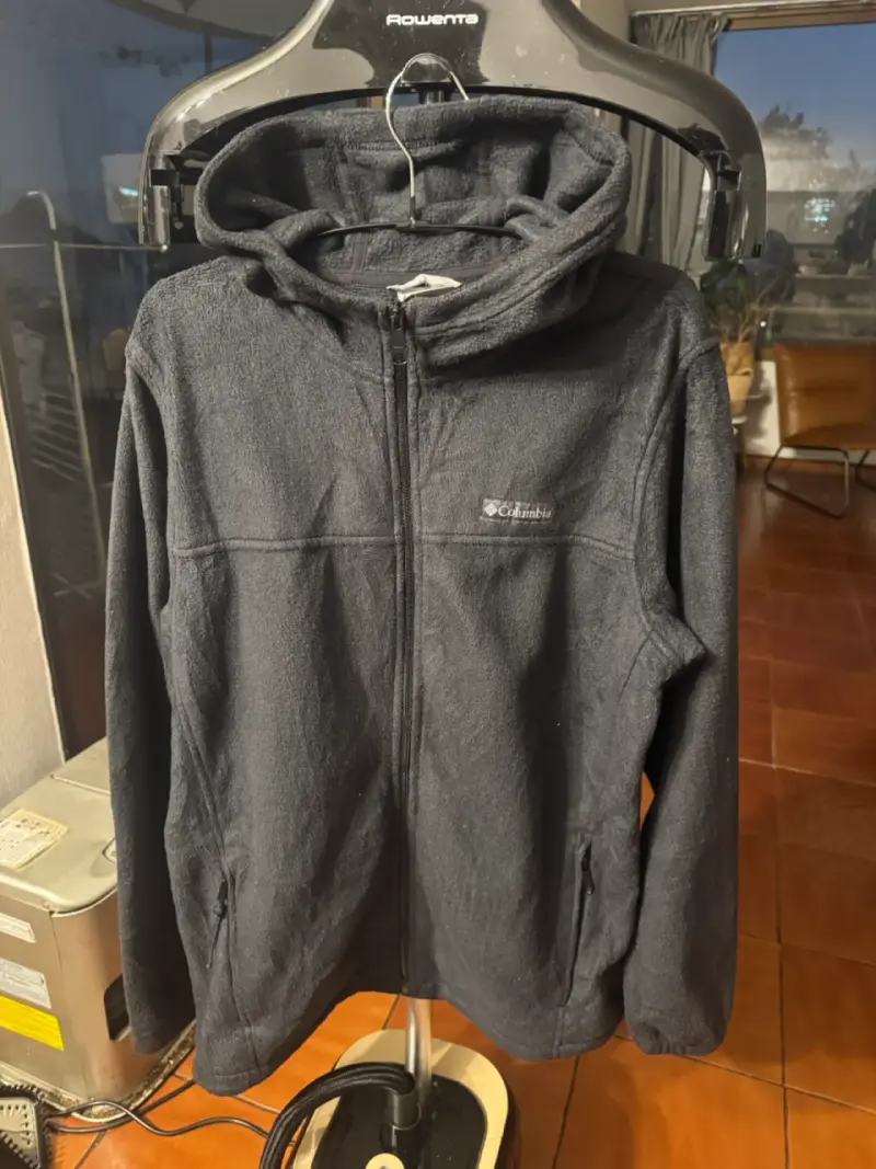 Polar negro Columbia con capucha