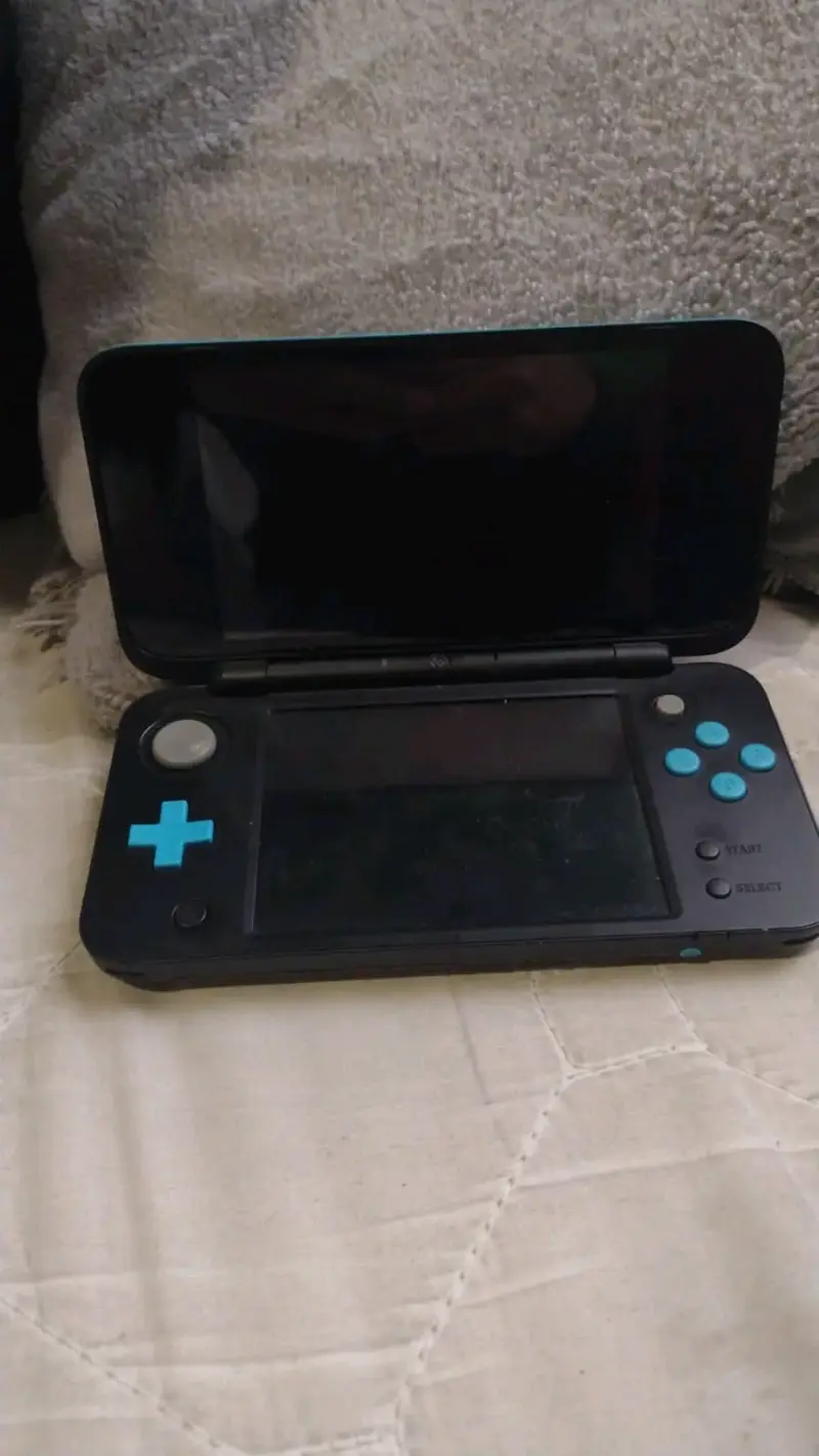 Consola portátil Nintendo 2DS XL con lápiz táctil - 2