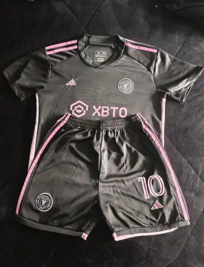 Conjunto de fútbol Inter Miami Messi 10 para niños - miniatura 1
