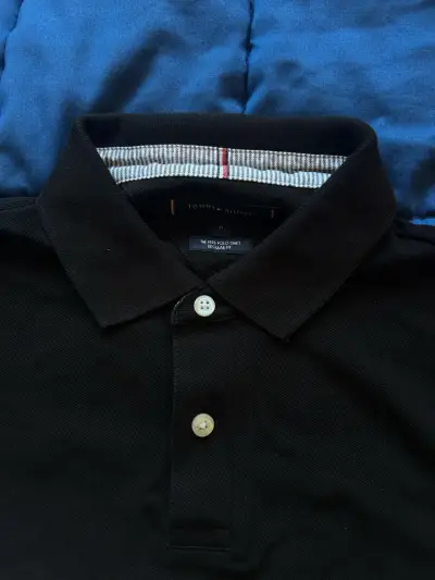Polera Polo Negra Tommy Hilfiger para Hombre - miniatura 3
