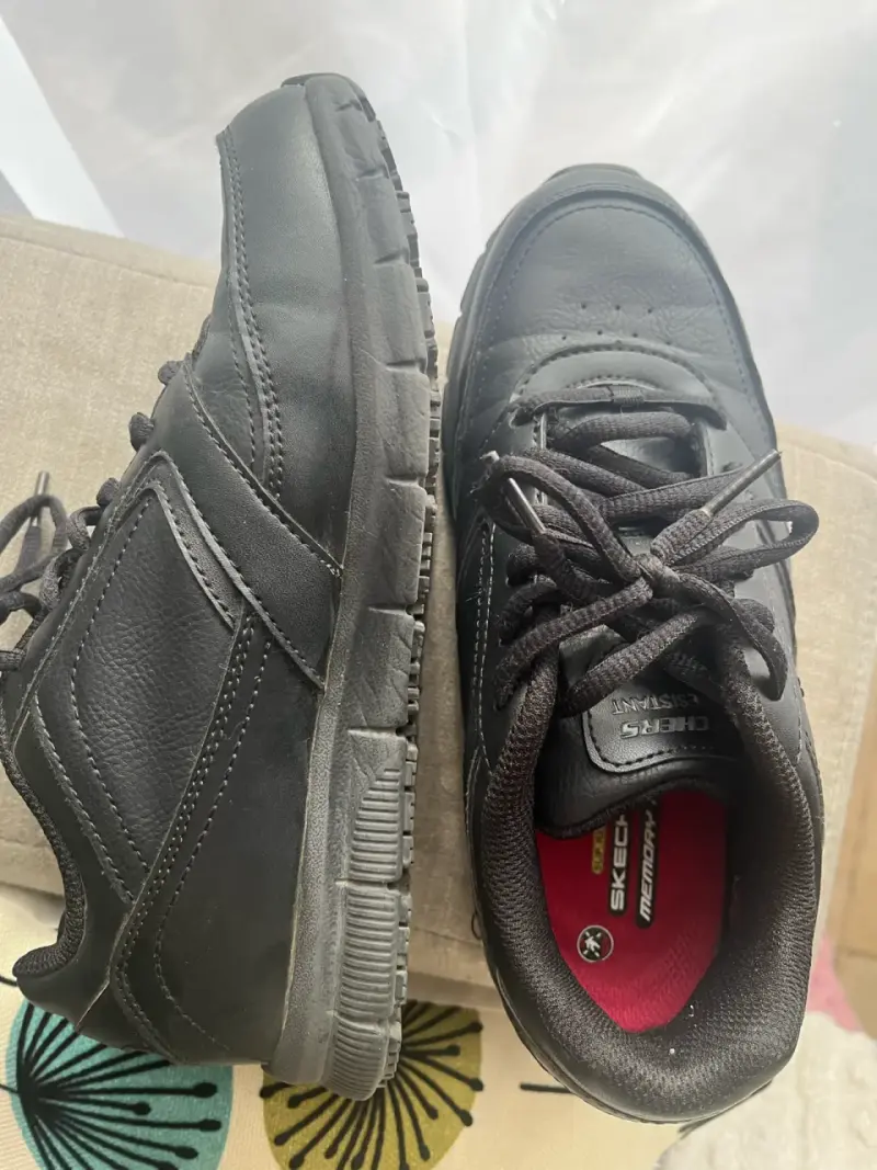 Zapatillas negras Skechers - 2