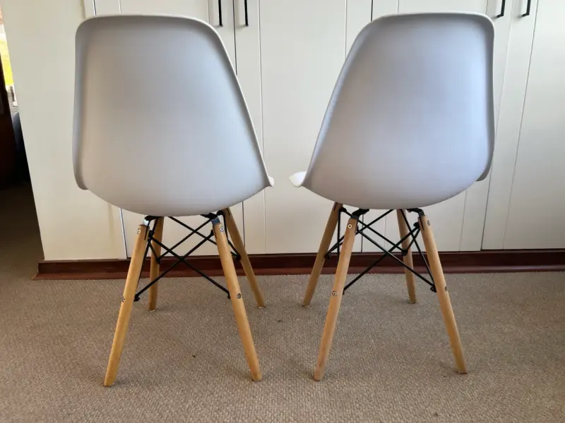 Par de sillas Eames blancas - Excelente estado - 2