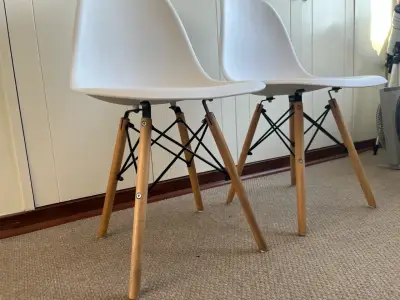 Par de sillas Eames blancas - Excelente estado - miniatura 5