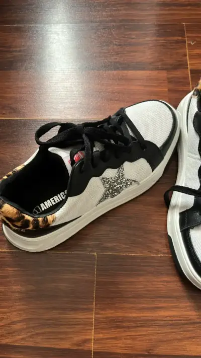 Zapatillas Americano con diseño de estrella y animal print - miniatura 2