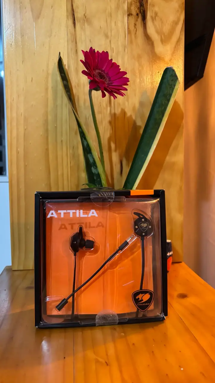 Auriculares Gaming Cougar Attila con Micrófono - 1