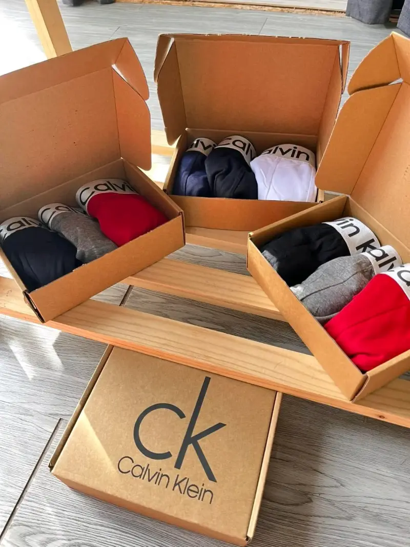 Pack de calzoncillos Calvin Klein en varios colores - 1