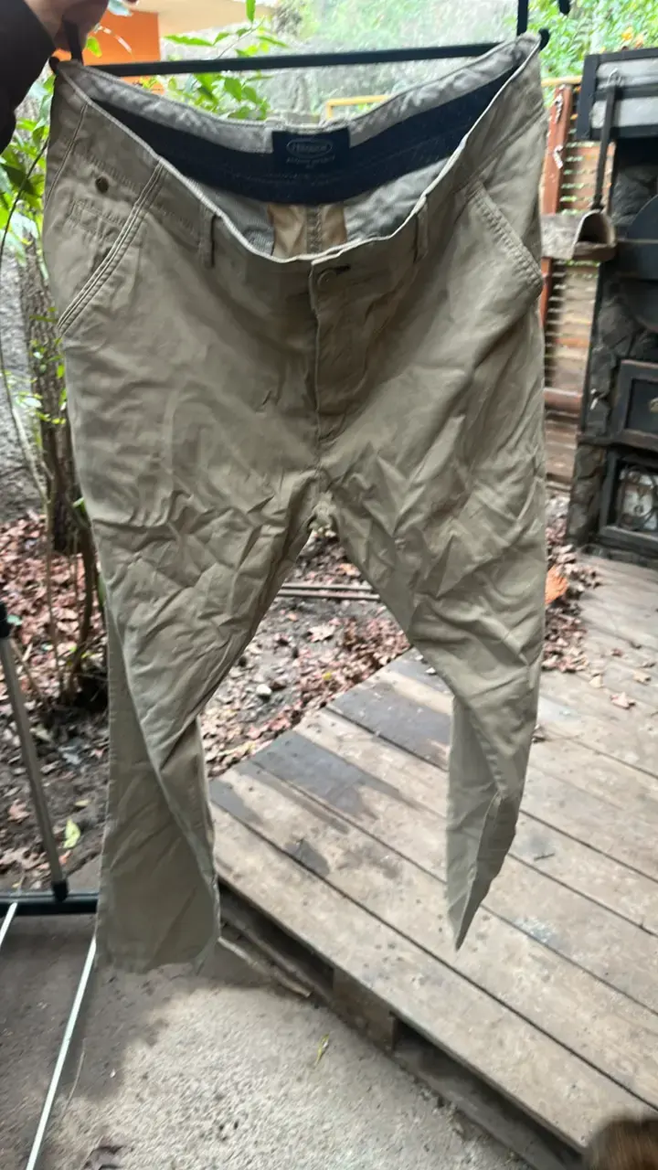 Pantalones cargo beige para hombre