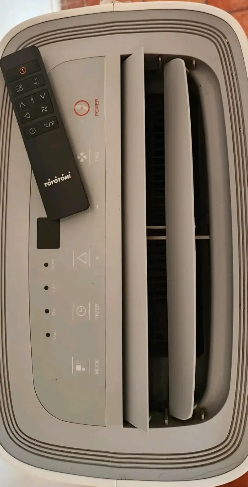 Aire acondicionado portátil Toyotomi AC-10BW 10000 BTU - 3