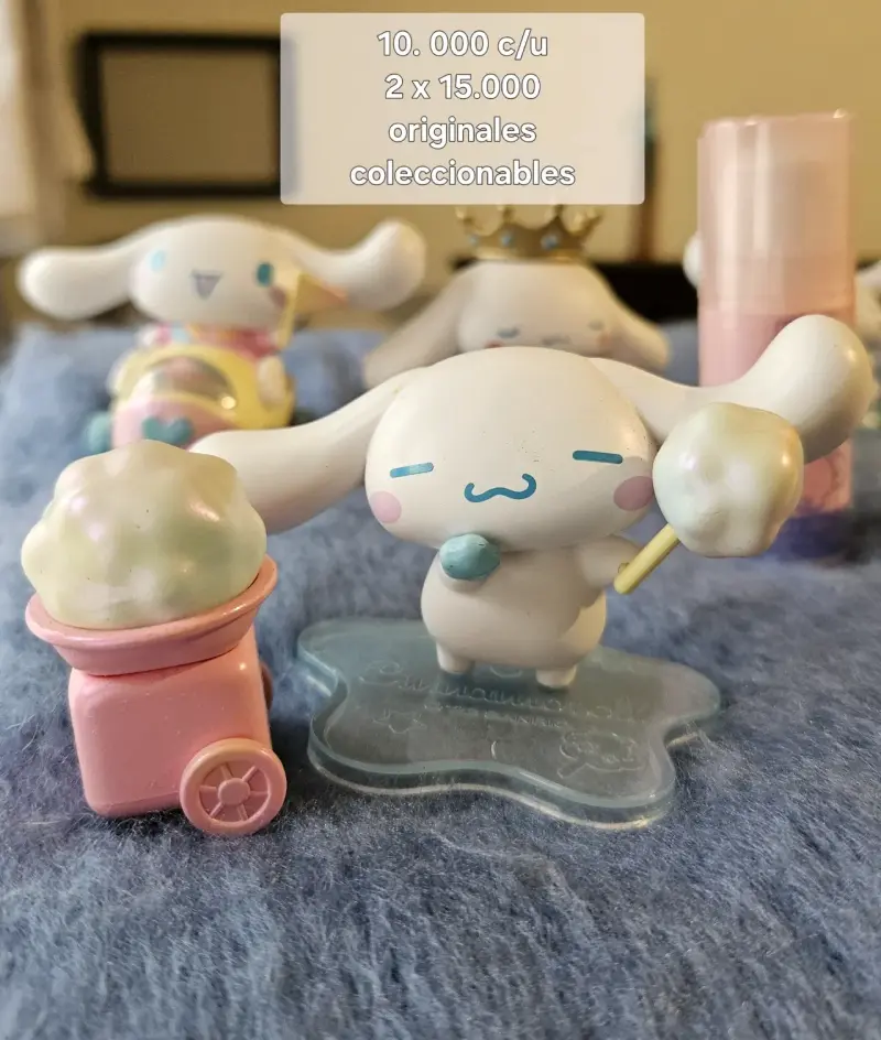 Figuras coleccionables de Cinnamoroll originales
