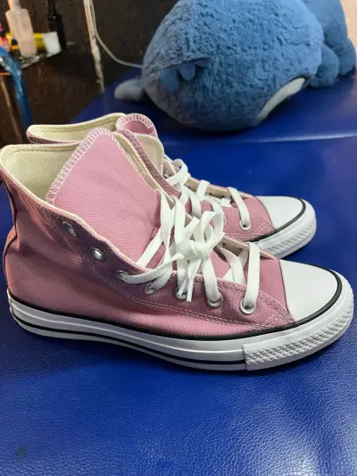 Zapatillas Converse rosadas de lona para mujer - miniatura 1