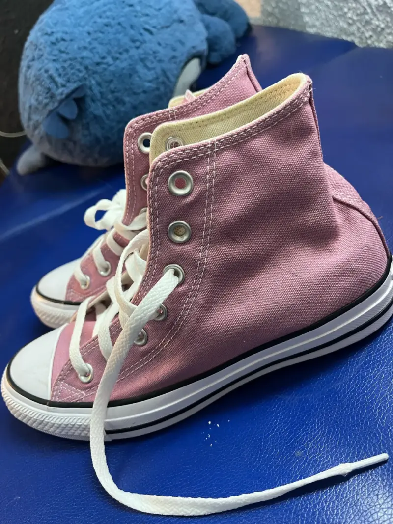 Zapatillas Converse rosadas de lona para mujer - 3