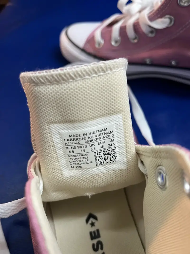 Zapatillas Converse rosadas de lona para mujer - 5