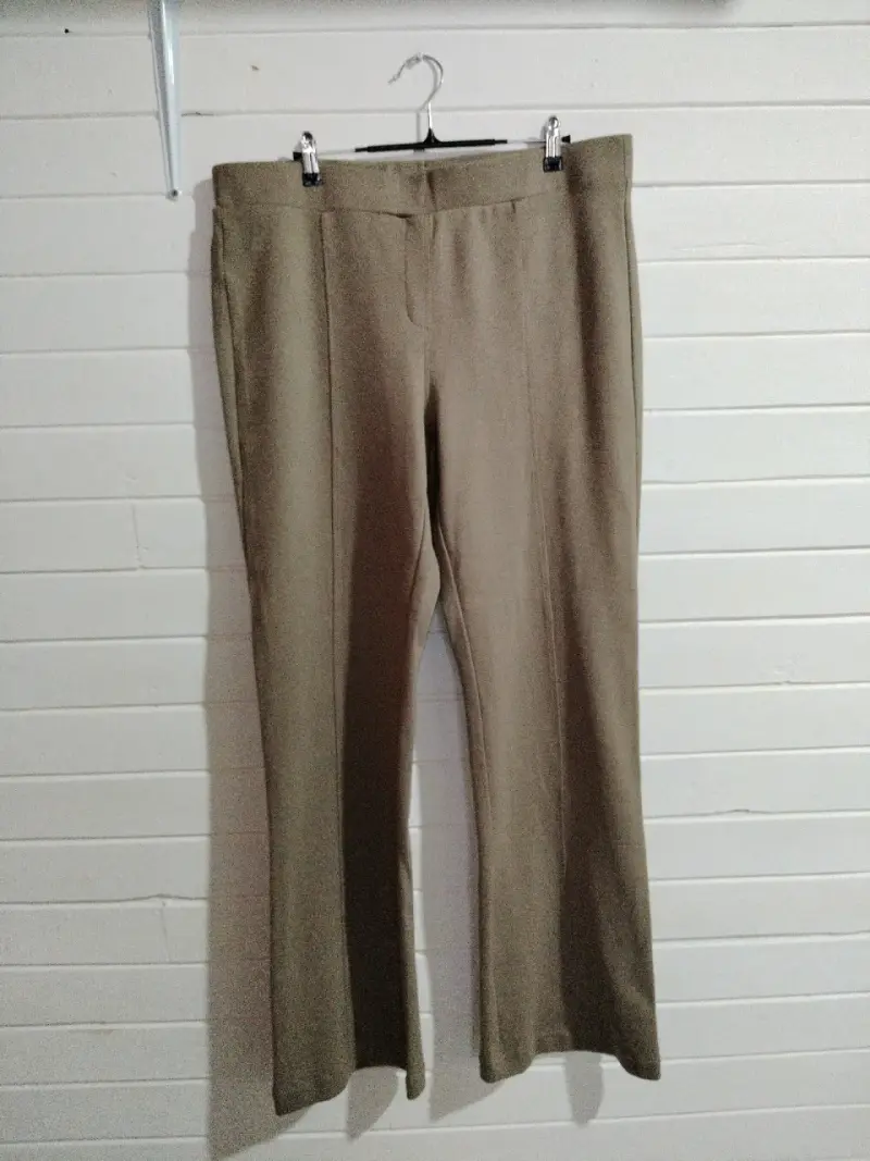 Pantalones de vestir beige para mujer - 1