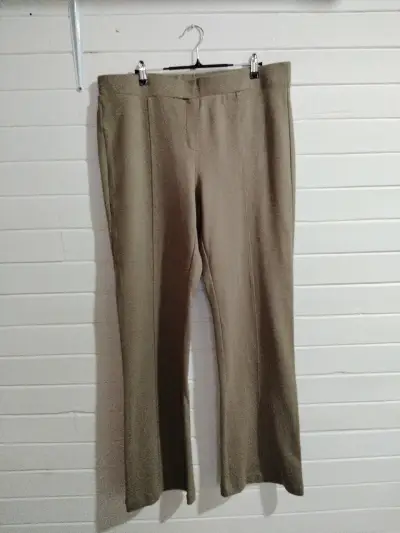 Pantalones de vestir beige para mujer - miniatura 1