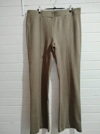 Pantalones de vestir beige para mujer - miniatura 2