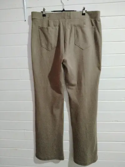 Pantalones de vestir beige para mujer - miniatura 3