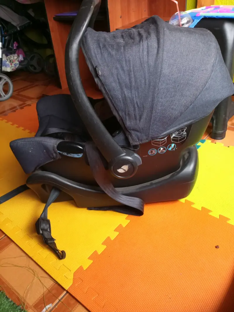 Silla de Auto para Bebé Joie Infanti Negra - 1