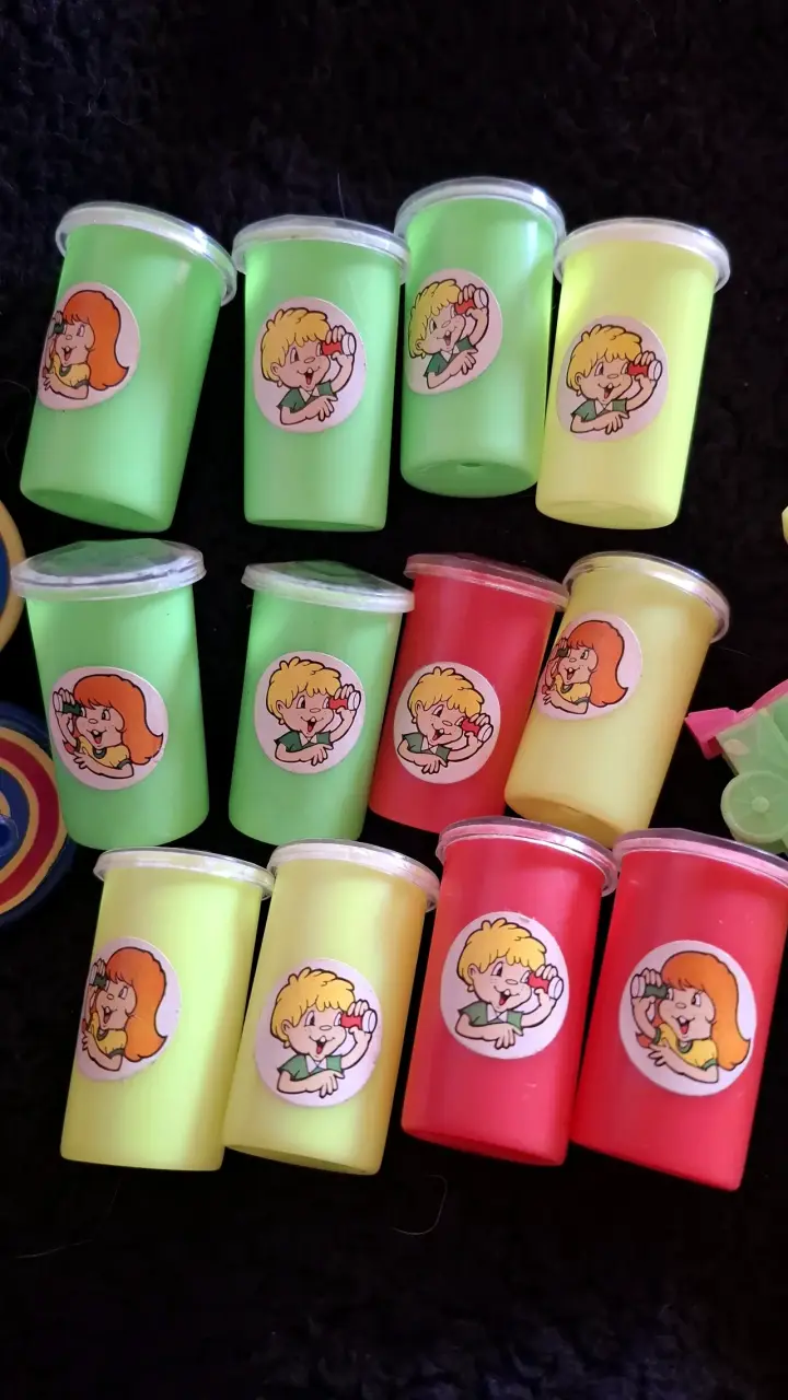 Colección de juguetes de piñata de los 90 - 3
