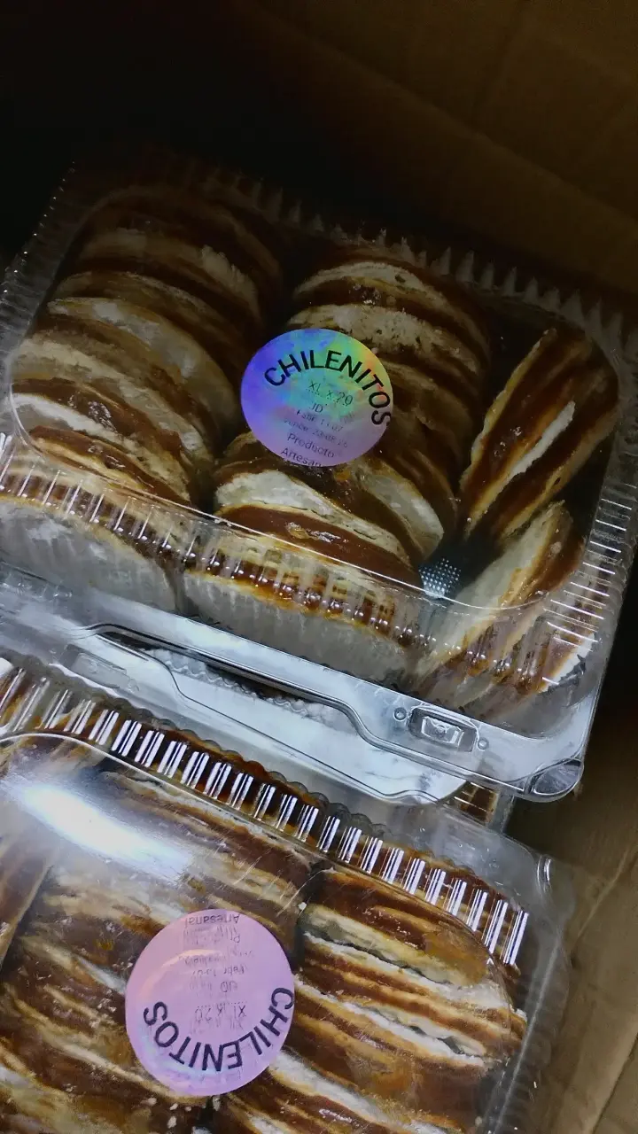 Caja de dulces surtidos chilenos - 4