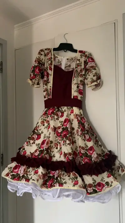 Vestido folclórico floral para joven - miniatura 3