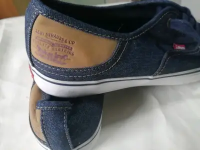 Zapatillas Levi's de mezclilla  azul para hombre - miniatura 2