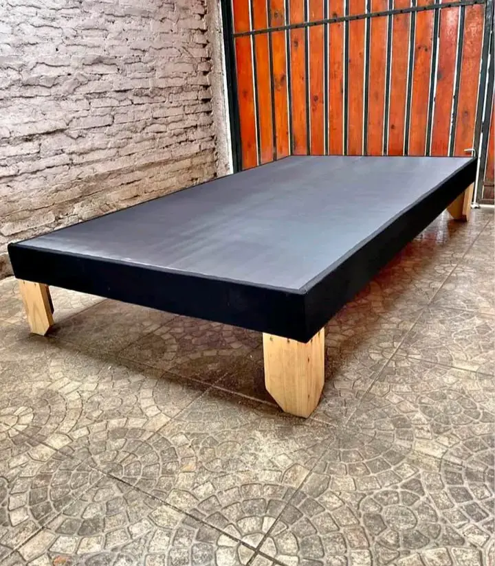 Base de cama de madera sólida color negro - 3