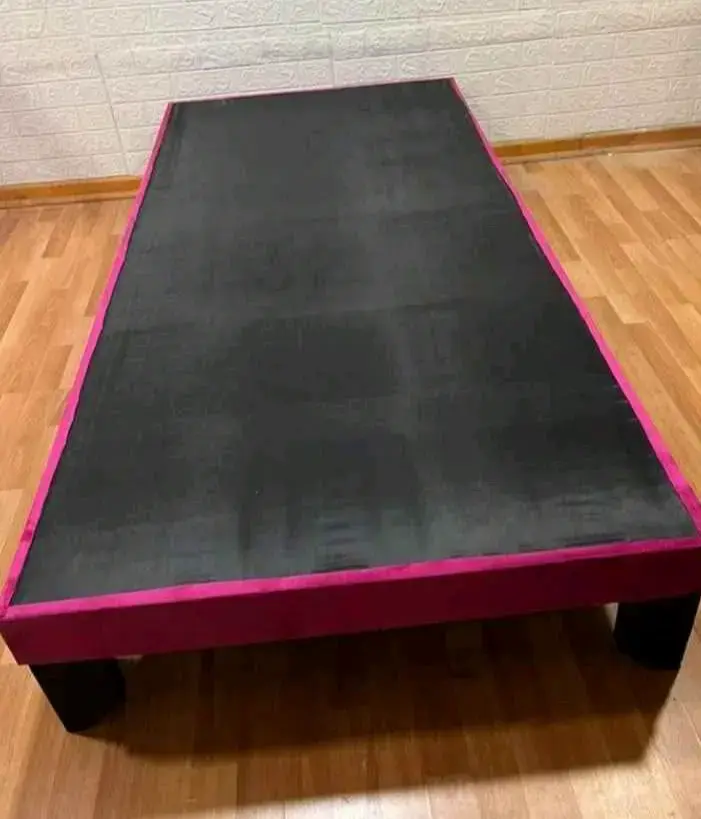Base de cama de madera sólida color negro - 4