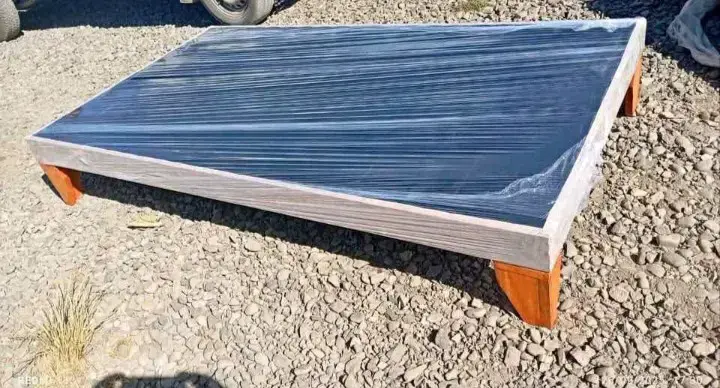 Base de cama de madera sólida color negro - 5