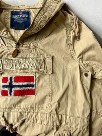 Chaqueta Geographical Norway Beige con Capucha - miniatura 6