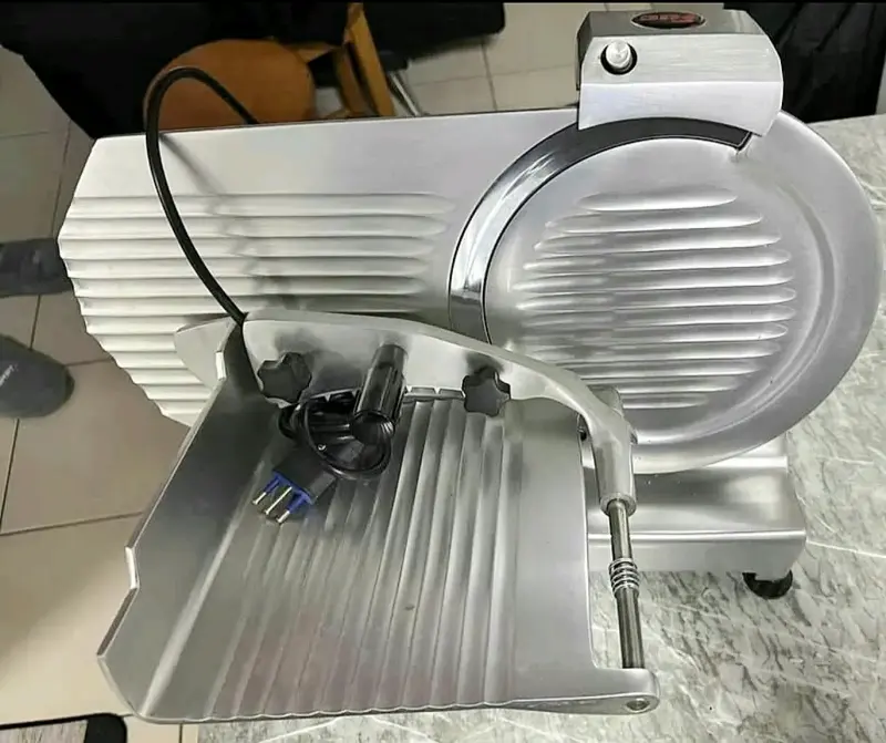 Cortadora de fiambres FAC Italiana 🇮🇹 250mm - 2